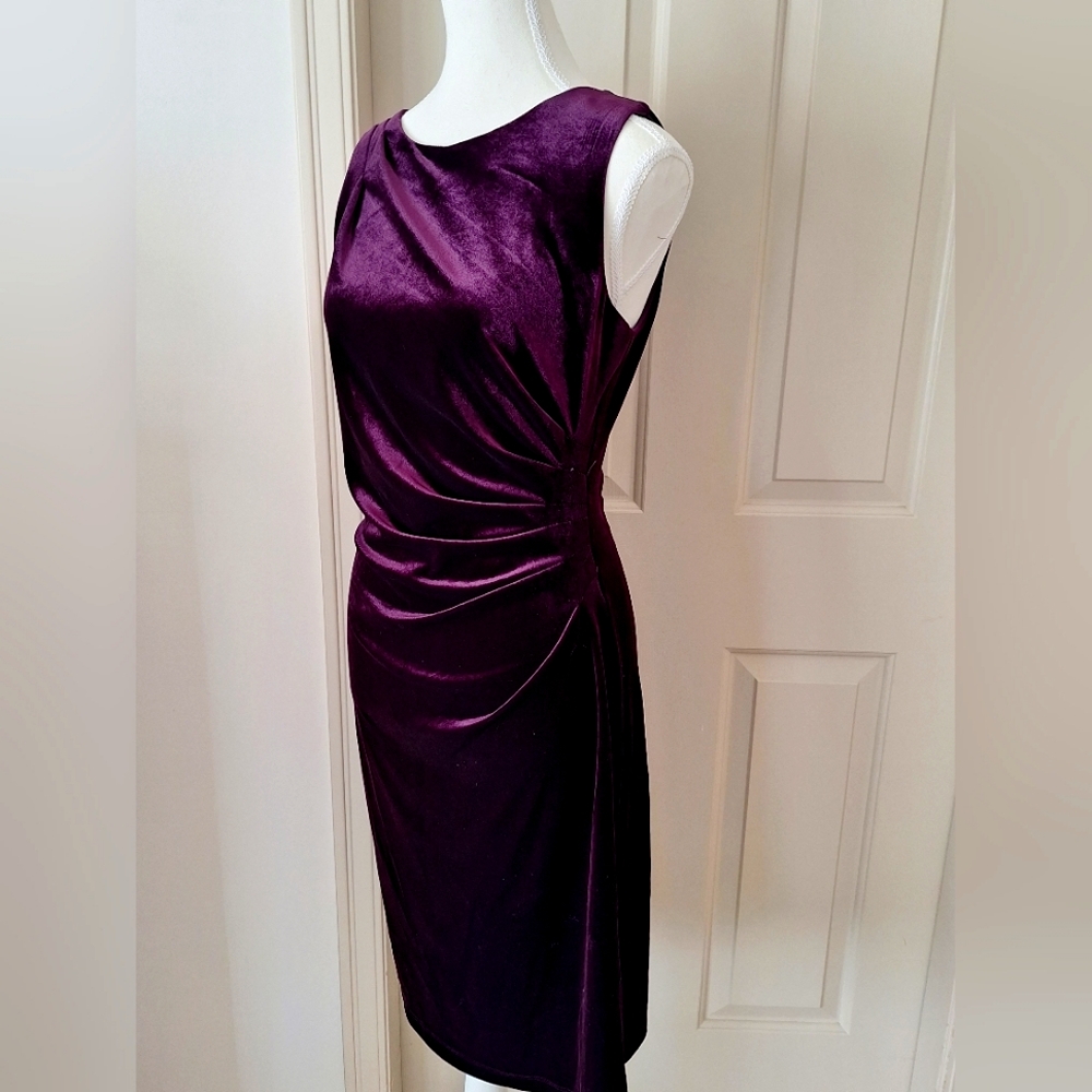 Purple Velvet Cocktail Dress by Jessica size 8